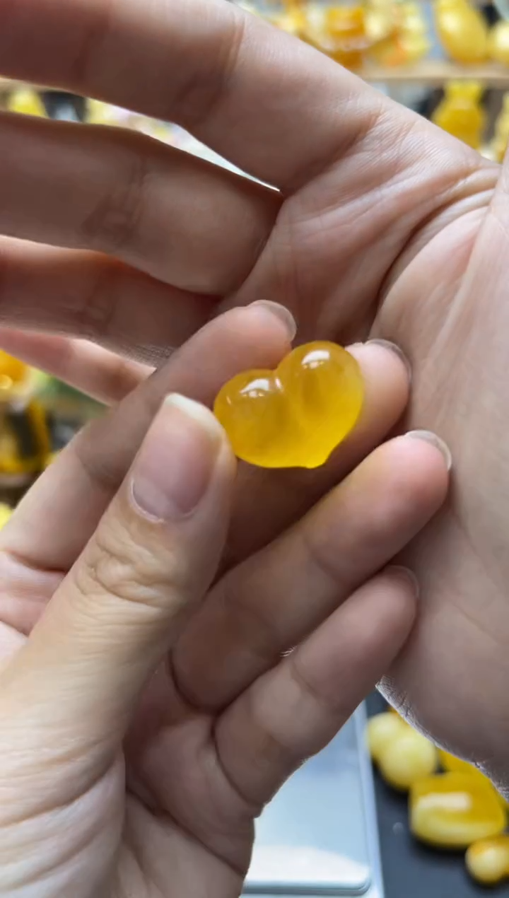 琥珀未镶嵌珠宝奇石065琥珀蜜蜡微瑕
