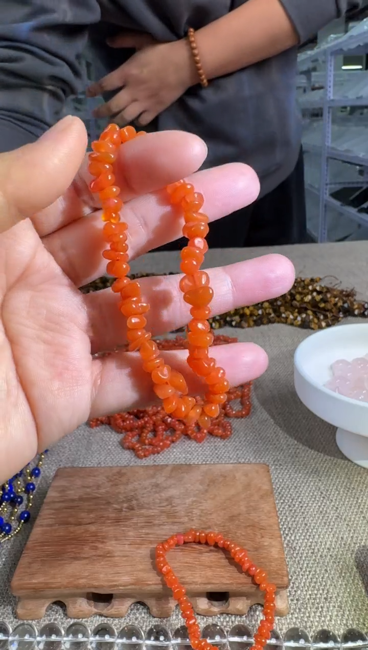 未镶嵌手链南红玛瑙南红随形手串  多样性发一