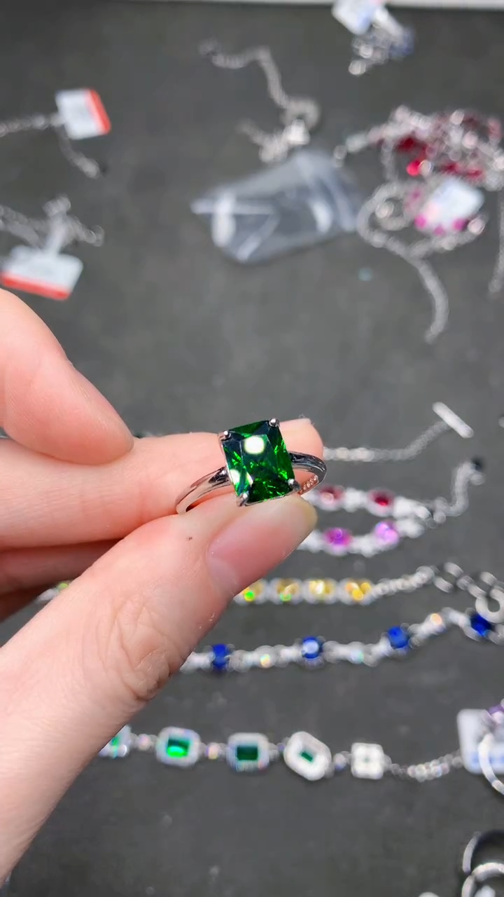 【闪购商品】透辉石戒指银S925镶嵌.........