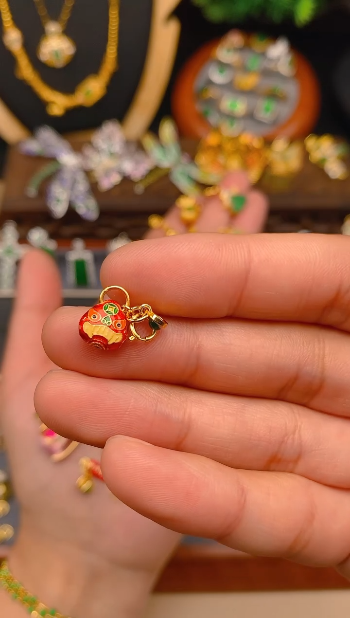 【闪购商品】翡翠吊坠(不含链)银S925镶嵌吞金兽