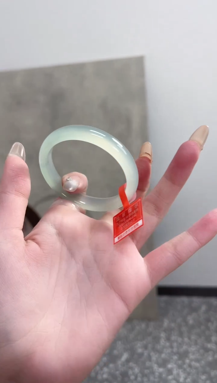 【闪购商品】玛瑙/玉髓手镯未镶嵌50-51圈 需要包容