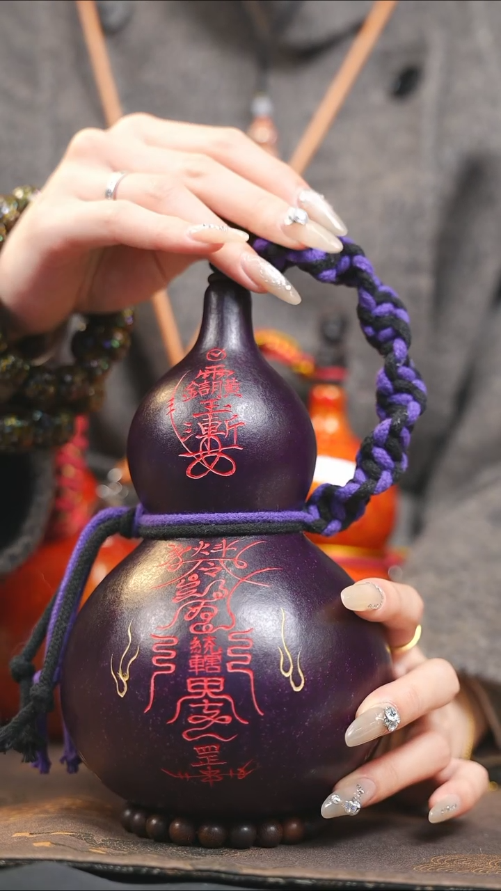 【闪购商品】XN201漆艺酒葫芦不包手串及旋转底座