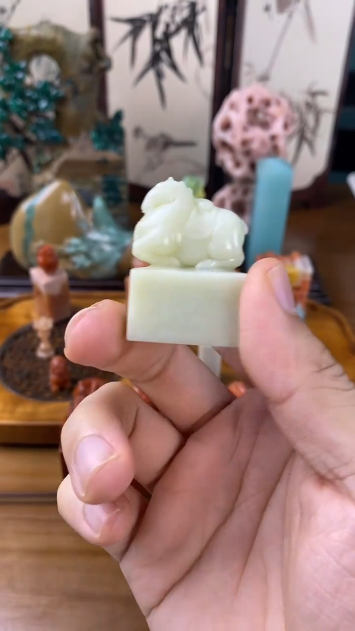 寿山石白芙蓉马上有米3*2*4