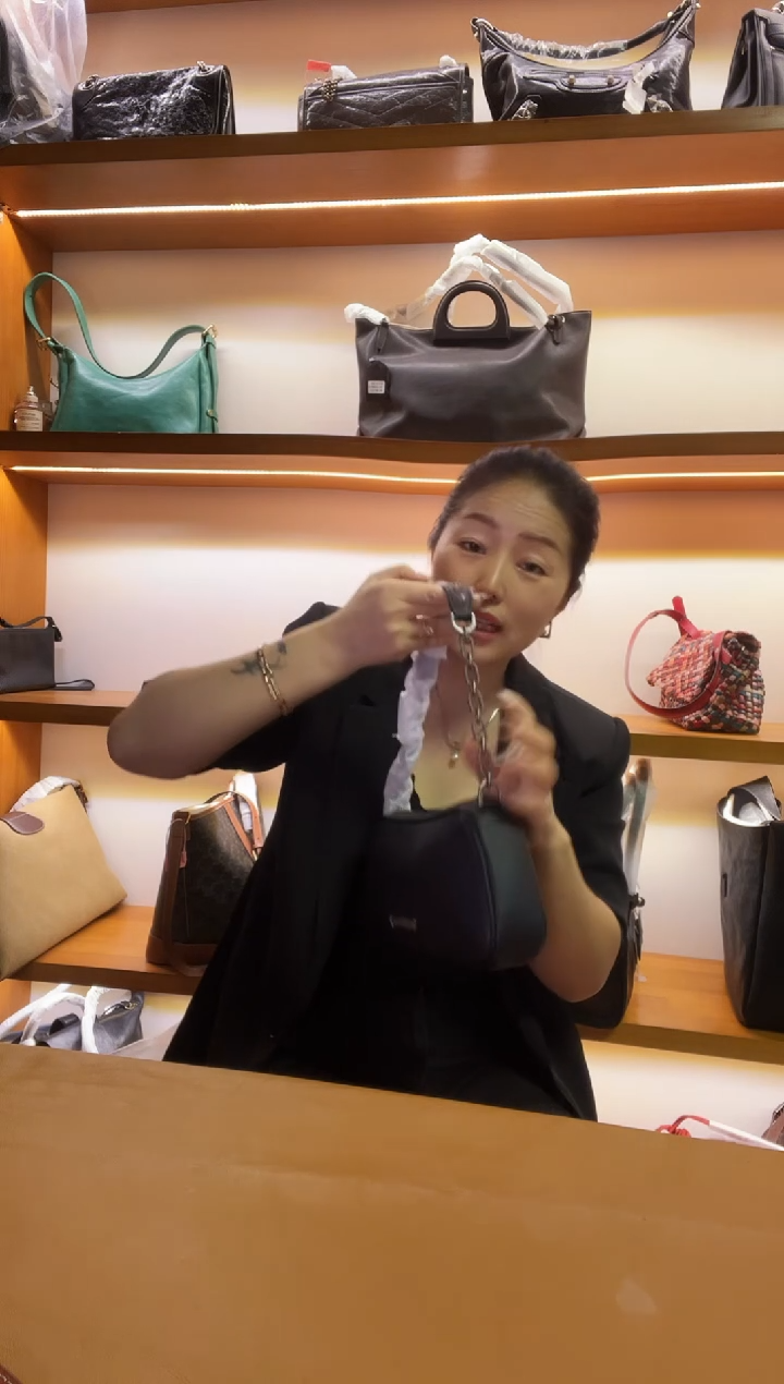 牛皮（革）高端订制时尚百搭女士手提斜跨包