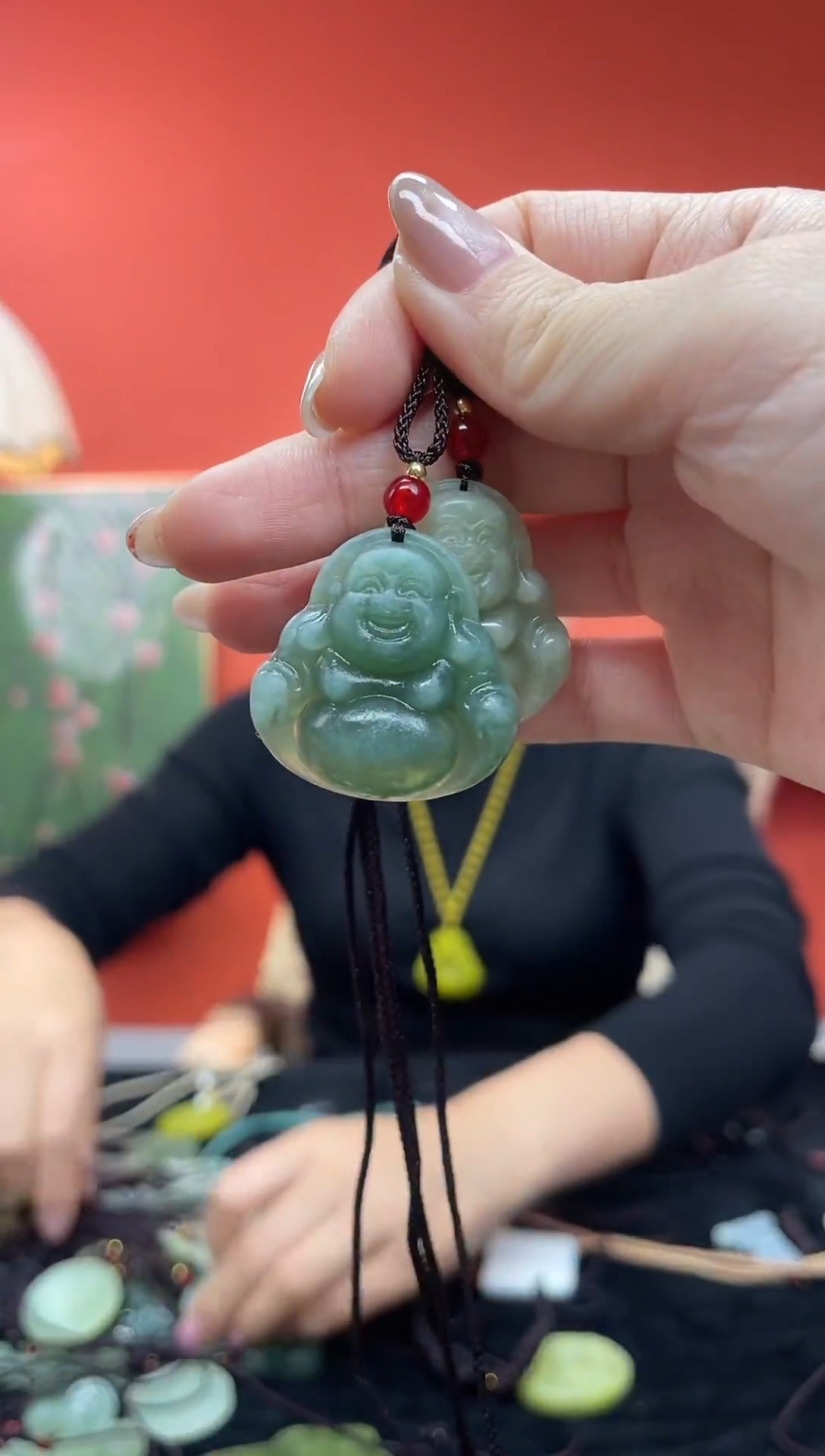 未镶嵌岫玉手串`