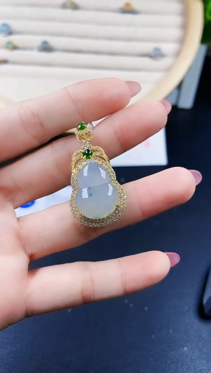 【闪购商品】翡翠颈饰银S925镶嵌120120120