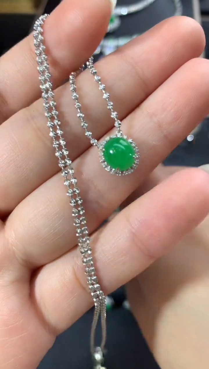 【闪购商品】翡翠吊坠(不含链)18K金镶嵌A488多样性发一件|1800