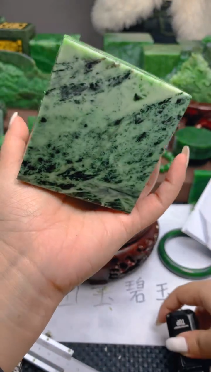 【闪购商品】和田玉未镶嵌珠宝半成品1