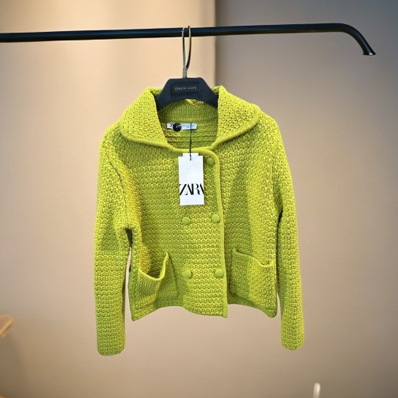 针织保暖常规款波点女镂空毛衫外套春季气质休闲网红