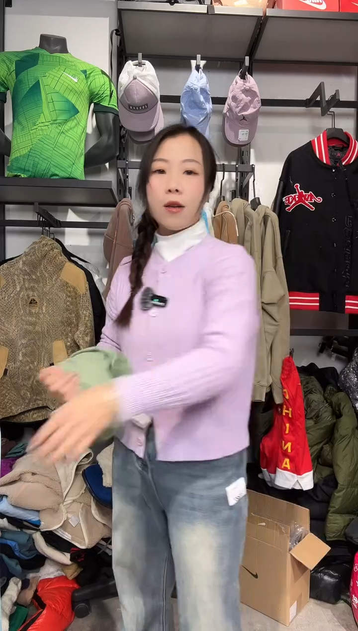 1335闪购编码Nike/Jordan运动卫衣裤以直播间过款为准尺码. 