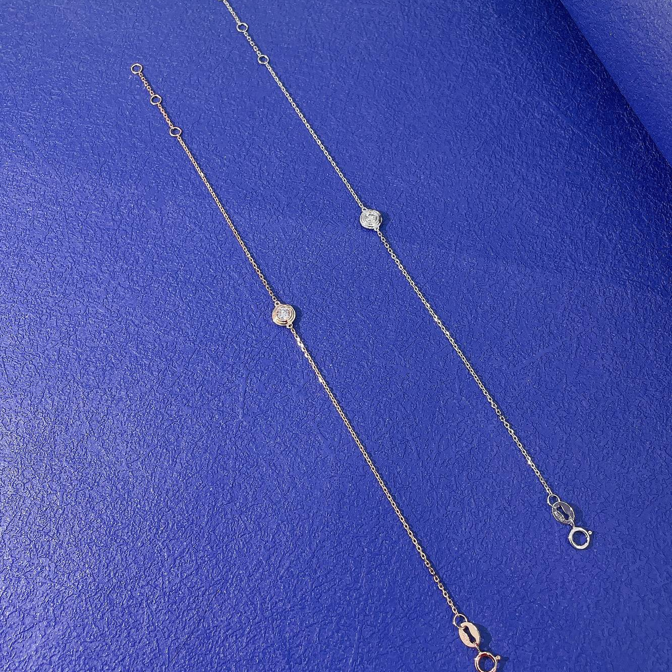 【万小姐】18K金 钻石飞碟手链（多样性发其一）SL088-YM