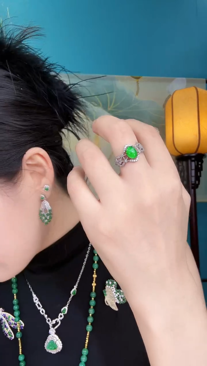 翡翠戒指未镶嵌戒指