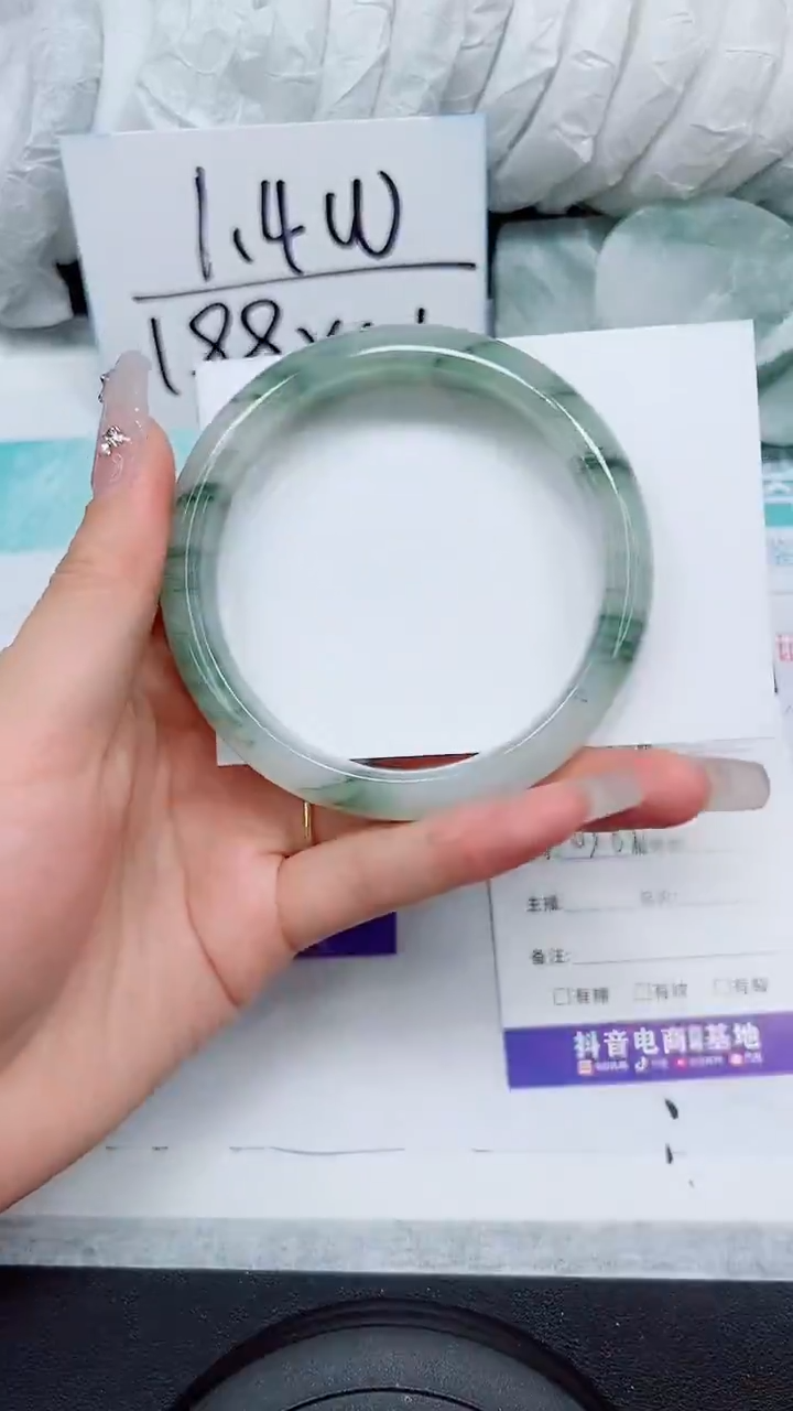 【闪购商品】石英质玉手镯未镶嵌A179-63`64`65`