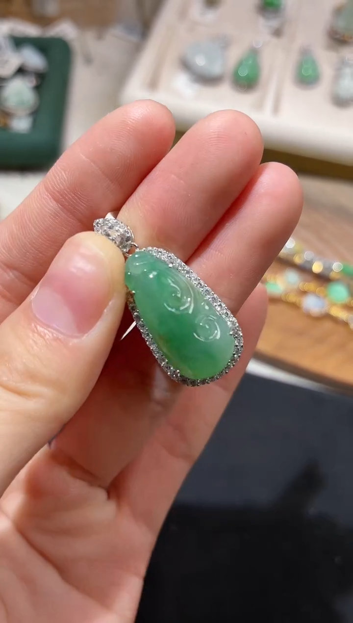 吊坠(不含链)银S925镶嵌翡翠吊坠