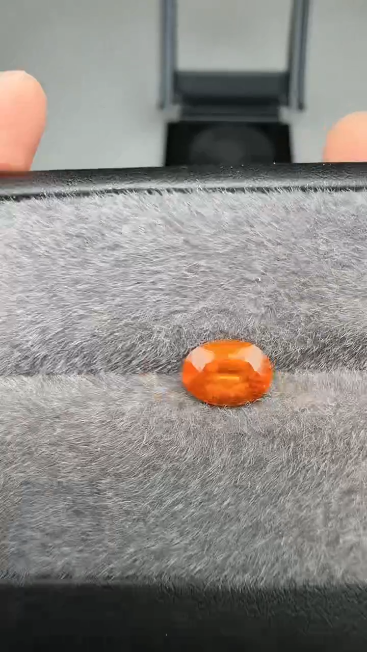 【闪购商品】石榴石（芬达石）裸石未镶嵌2.2ct-A378-p