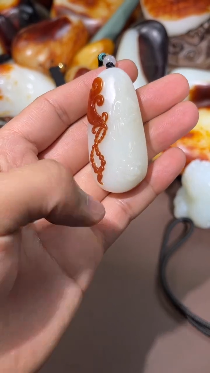 吊坠(不含链)未镶嵌和田玉瑜****选吊坠