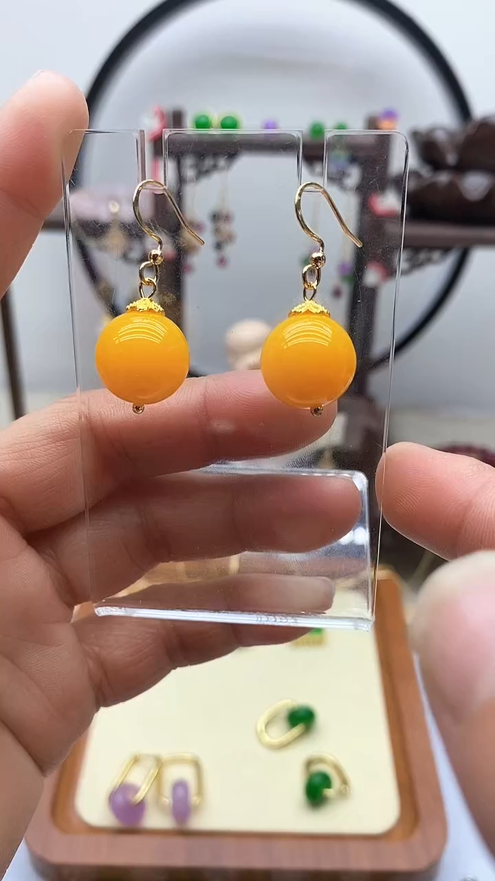 【闪购商品】蜜蜡耳饰银S925镀金镶嵌110