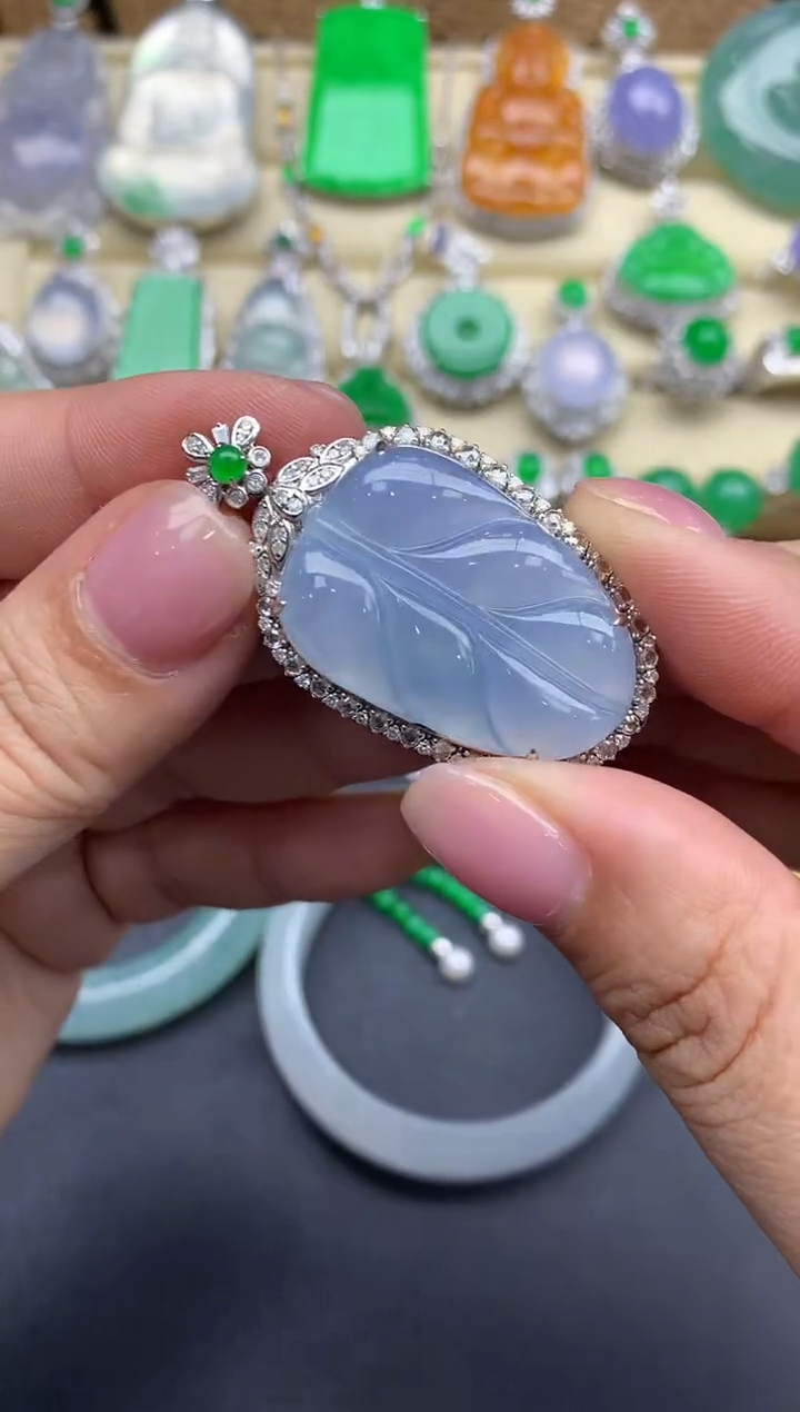 【闪购商品】翡翠颈饰18K金镶嵌549-中国好珍宝