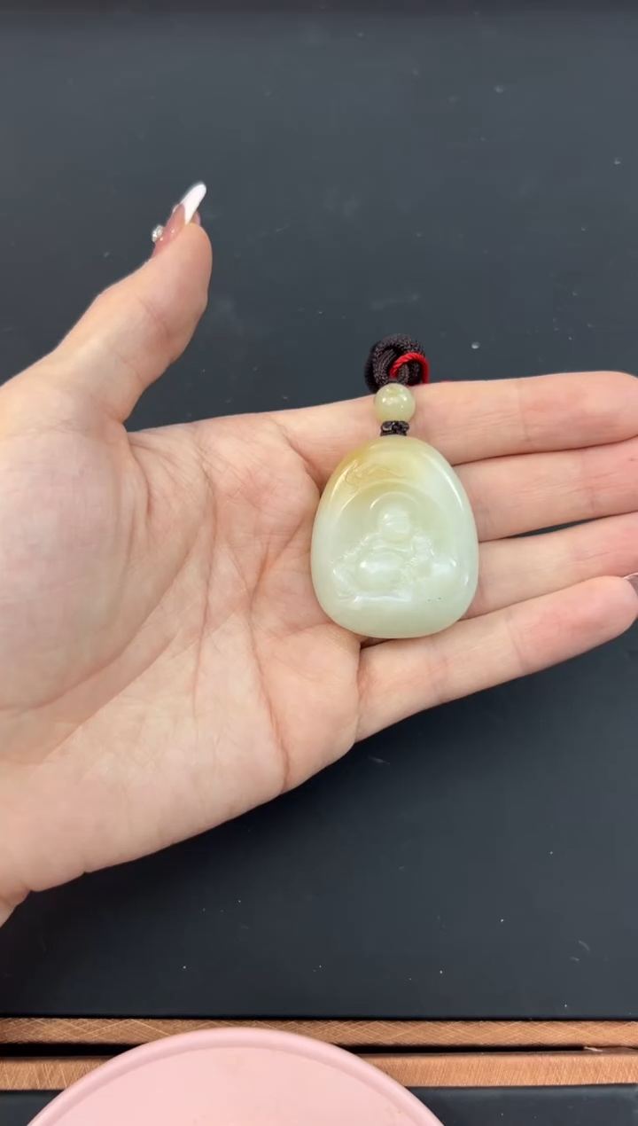 【闪购商品】和田玉吊坠(赠链)未镶嵌且末微色差迪克兰吊坠