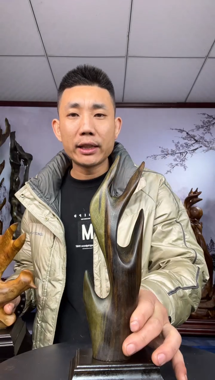 金丝楠木雕款晶*金丝楠木工艺品摆件