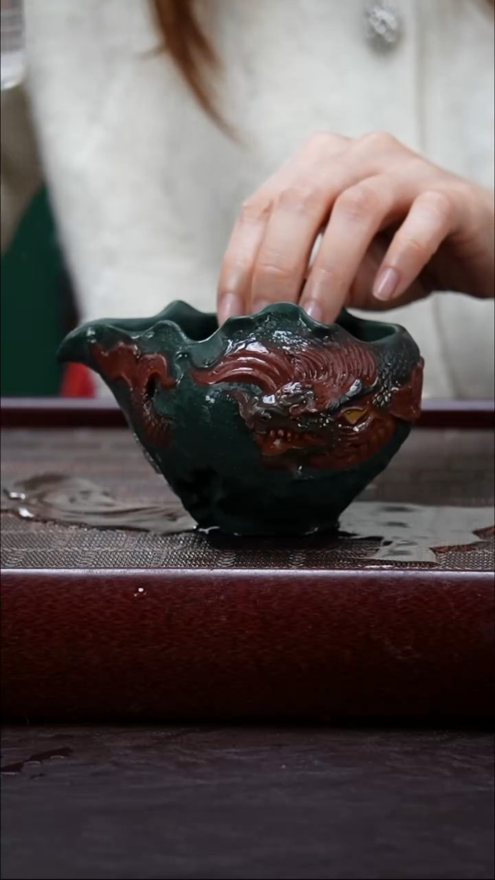 【闪购商品】紫砂公道杯子夜《鱼化龙》公道杯