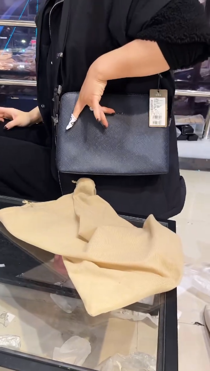 头层牛皮201品牌男包清货中（不要卡单，理性消费）