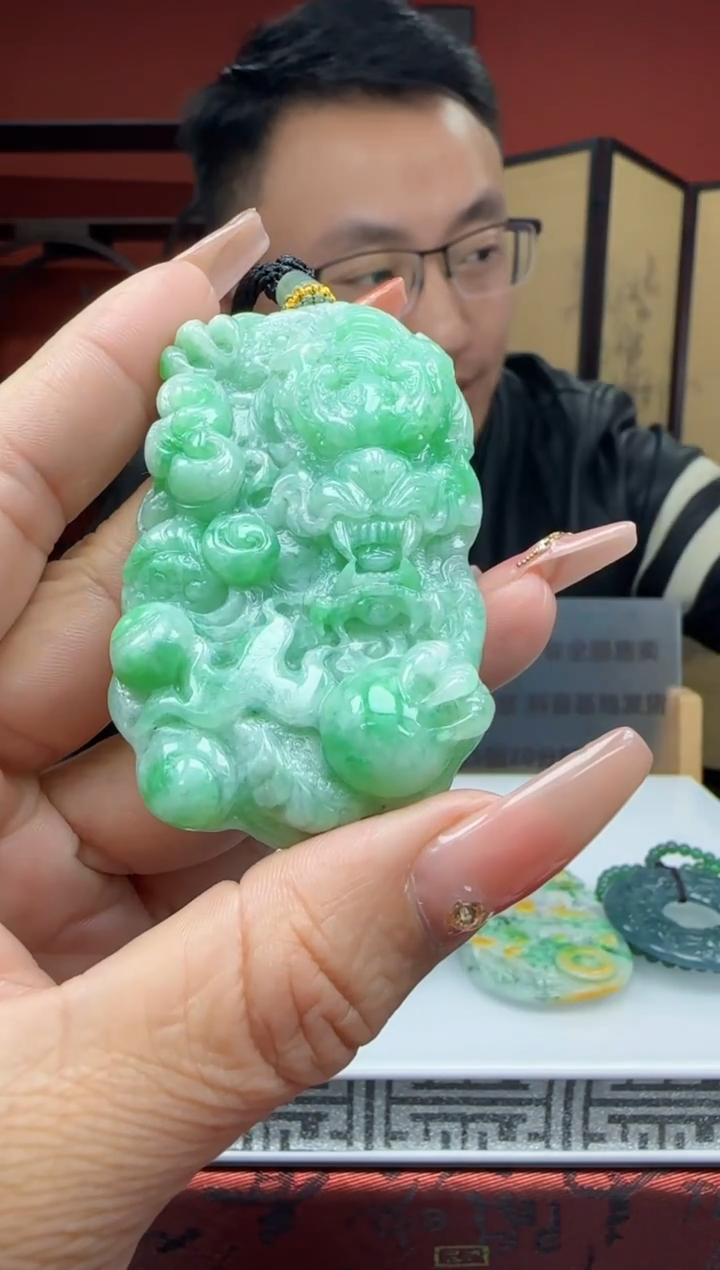 未镶嵌定制翡翠Q01587翡翠