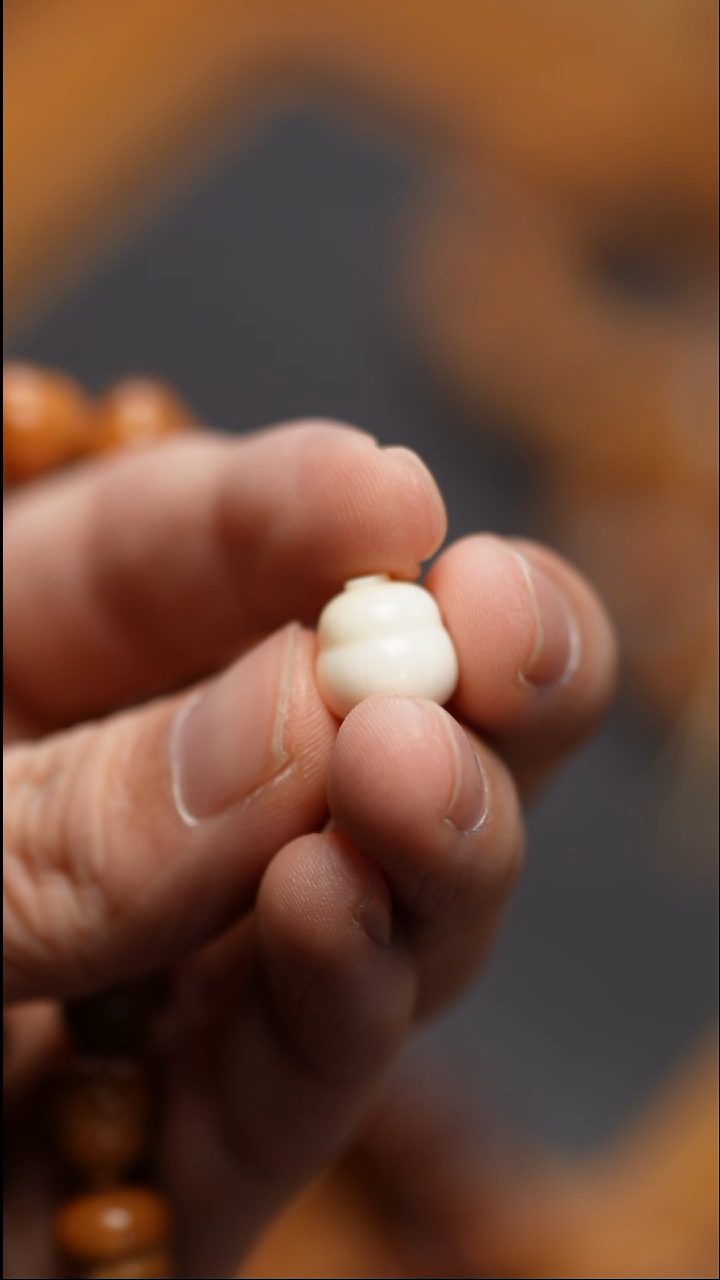 吊坠猴头核桃猛犸