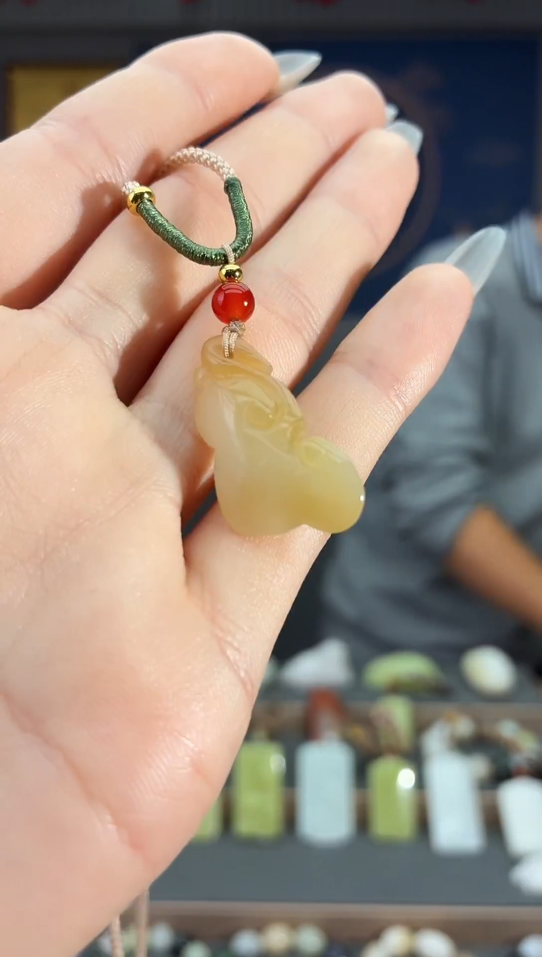 颈饰未镶嵌和田玉1