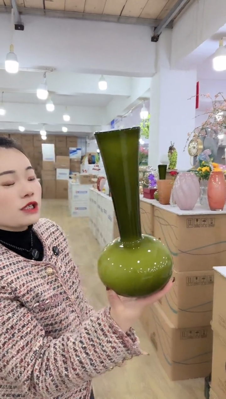 【闪购商品】无铅玻璃甄选花器-m-早17