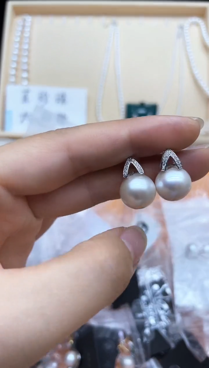 未镶嵌淡水珍珠耳饰耳钉