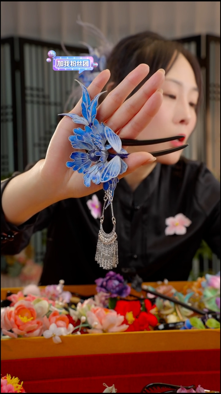 刺绣非遗苏绣绒花饰品