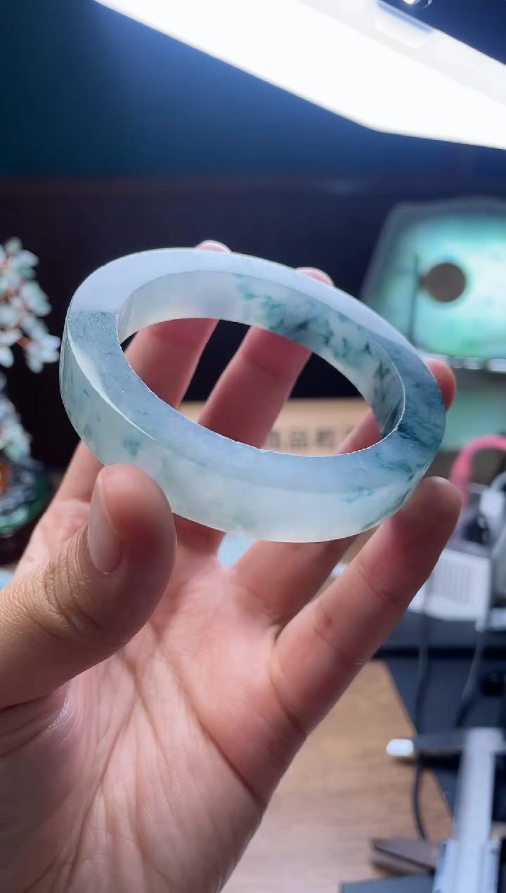 【闪购商品】定制翡翠手镯未镶嵌定制