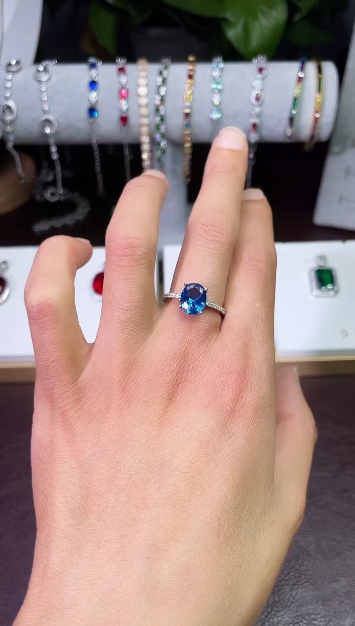 足铂镶嵌合成（培育）蓝宝石戒指/指环蓝宝戒指