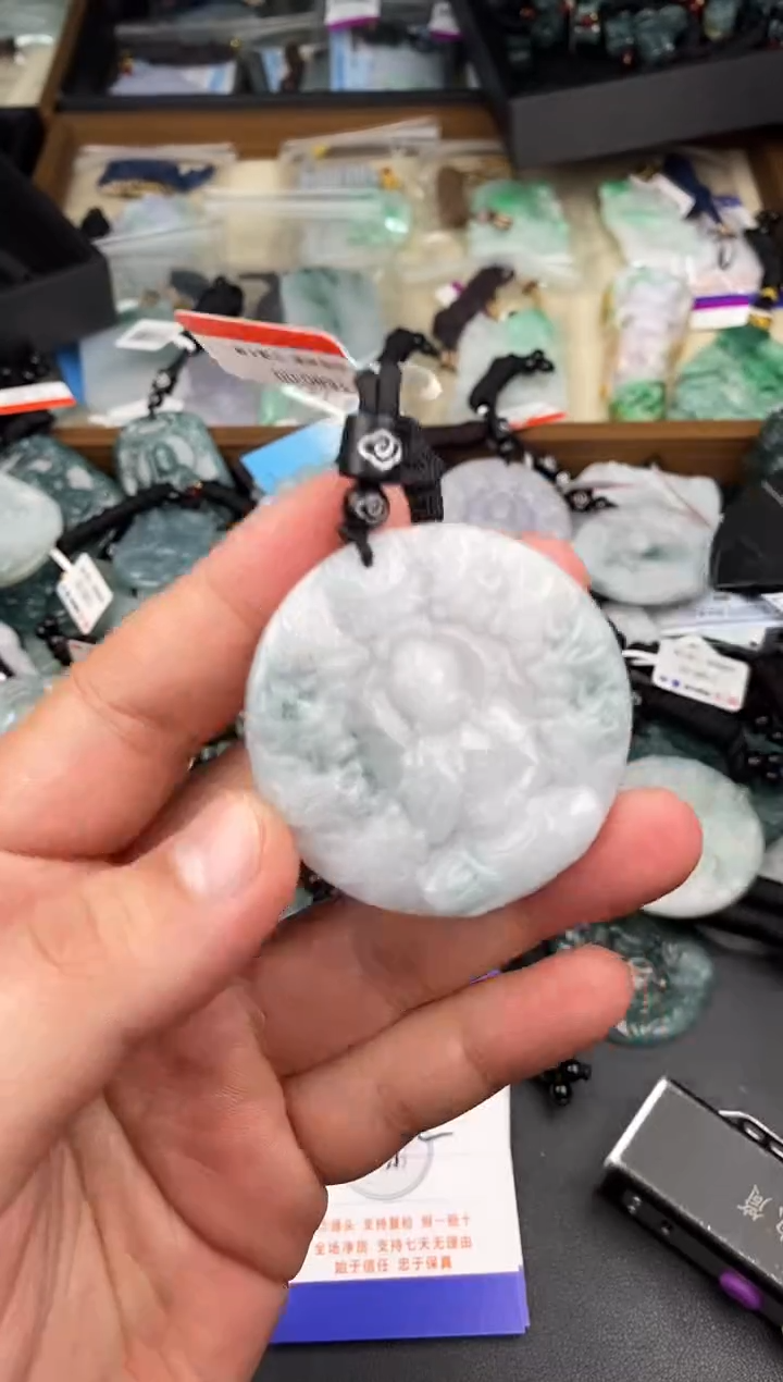 【闪购商品】翡翠颈饰未镶嵌  天然翡翠，一物一图