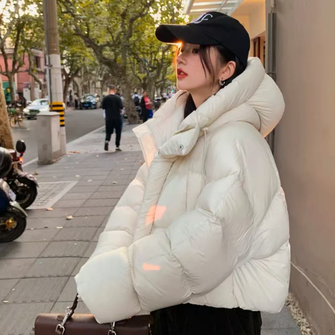 LB冬季2024新款泡芙韩版短款宽松保暖羽绒服