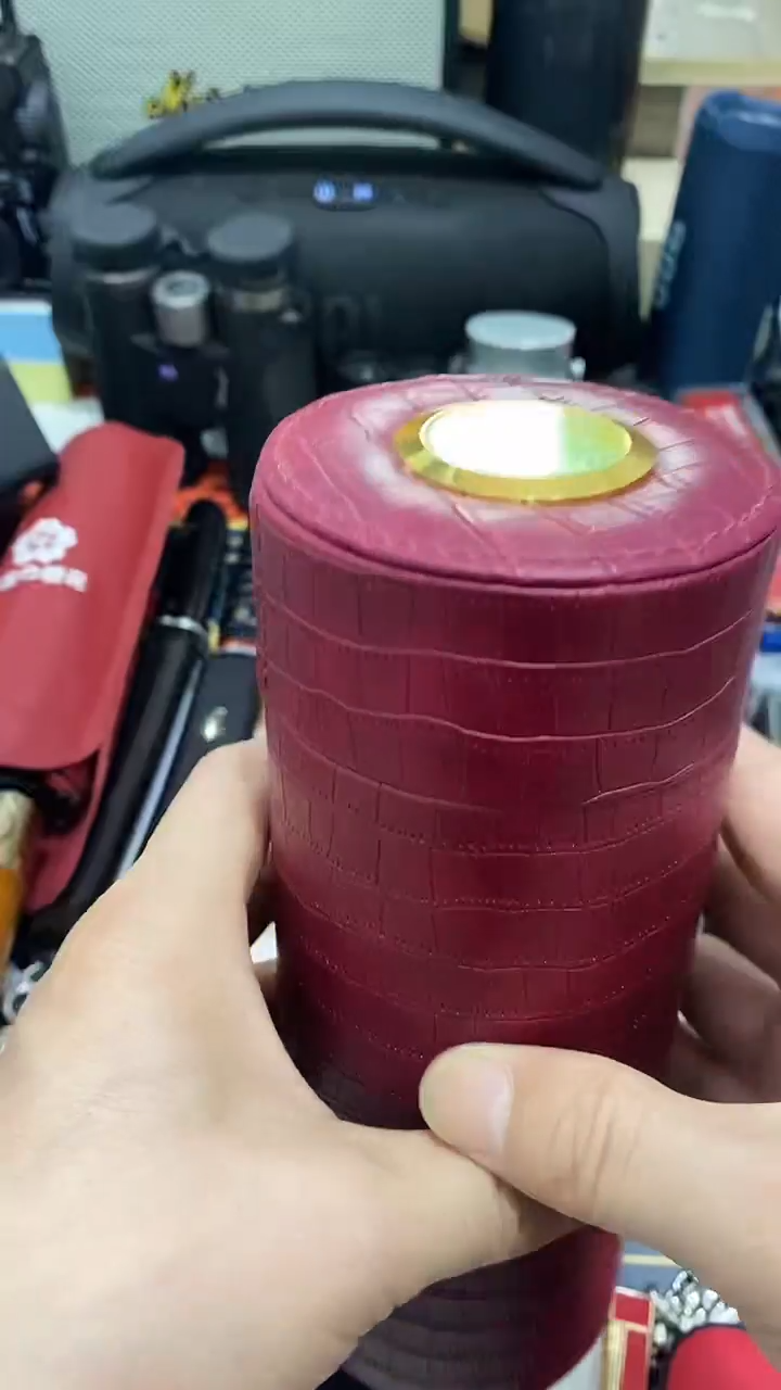 瓷片闪购商品 如图所示