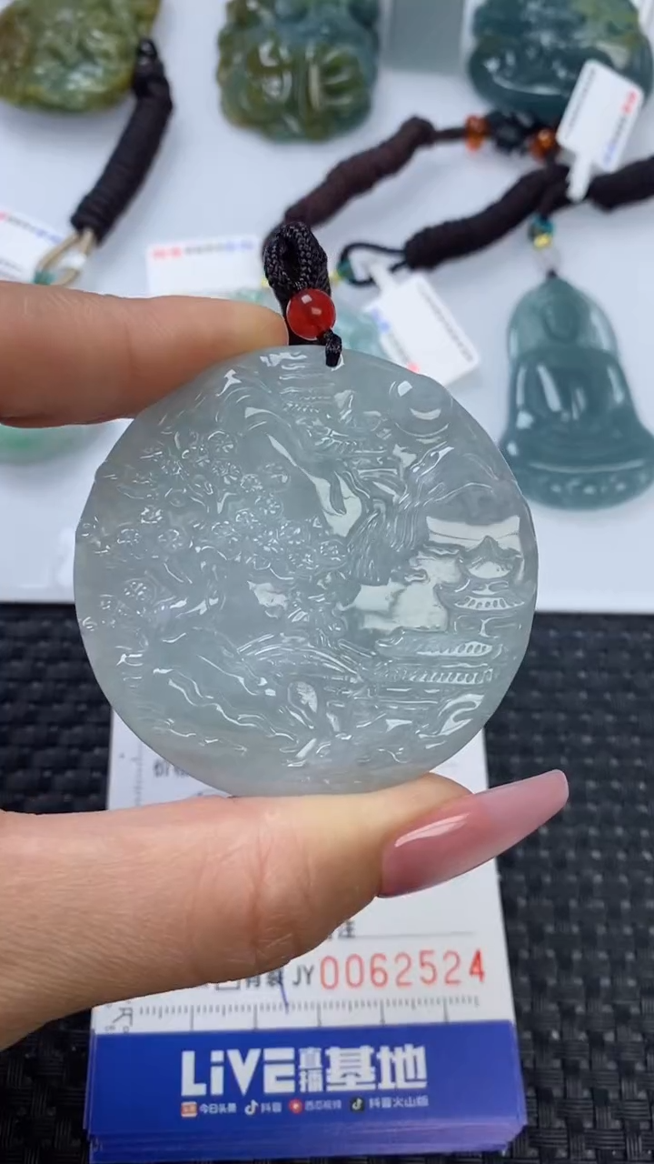 【闪购商品】翡翠颈饰未镶嵌111111111111111