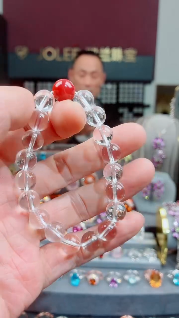 未镶嵌手链水晶蝶*水晶手链