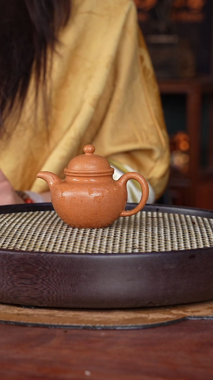 【闪购商品】紫砂茶壶葛家壶12-50 田黄泥掇球130c