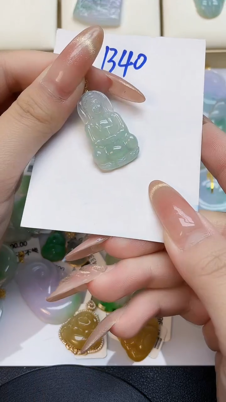 【闪购商品】翡翠颈饰18K金镶嵌00000000