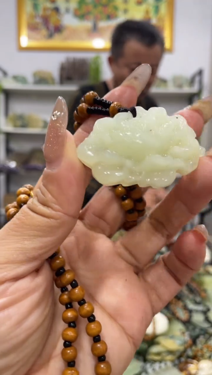 【闪购商品】岫玉吊坠未镶嵌           