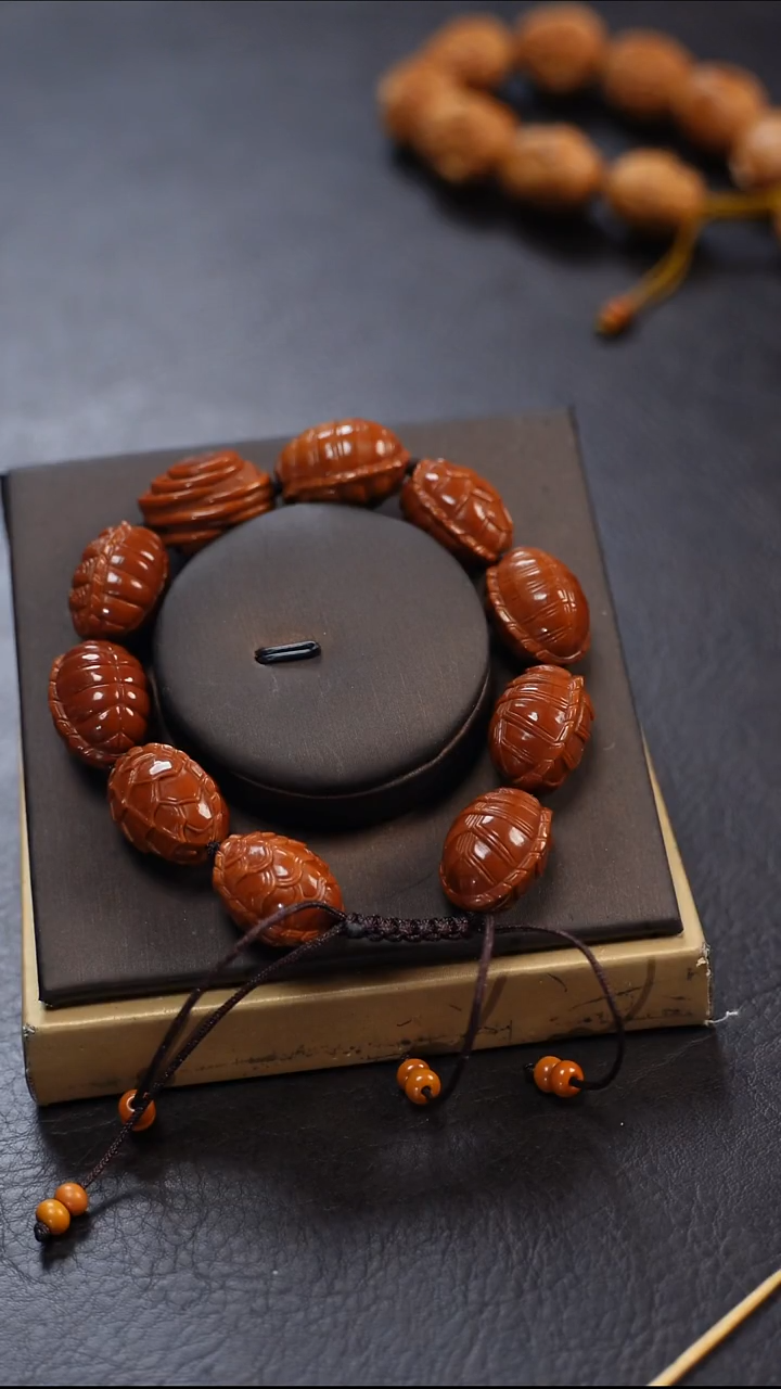 手串/手链橄榄核八万核雕文玩作品