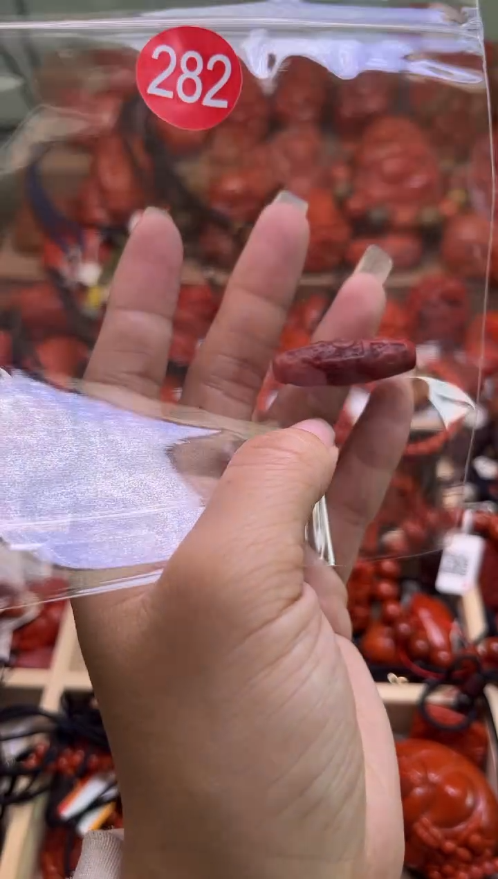 【闪购商品】南红玛瑙珠宝奇石未镶嵌300-