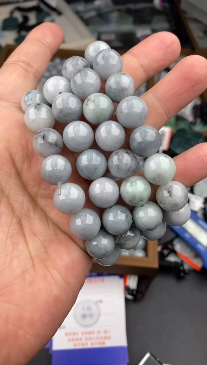 【闪购商品】翡翠颈饰未镶嵌   多样性发其一