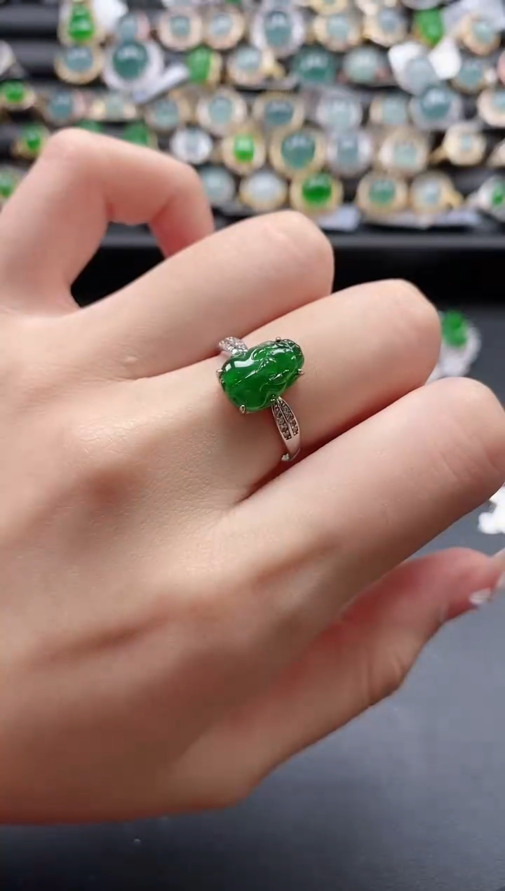 【闪购商品】翡翠戒指银S925镶嵌51151