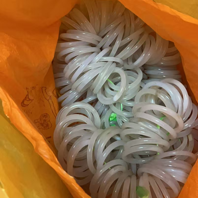 （粉丝福利）玉髓手镯一只 天然珠宝有纹有矿点等 不挑不选随缘