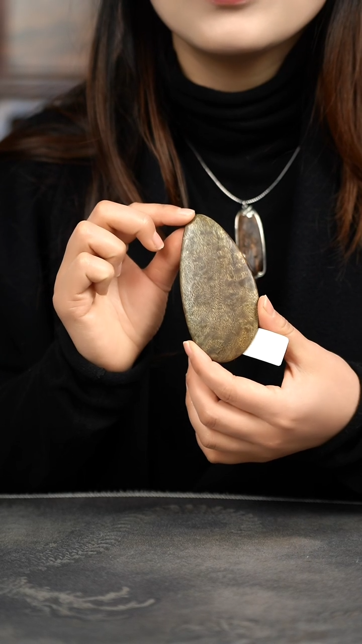 【闪购商品】金丝楠木雕满花原木精工刮刮板955