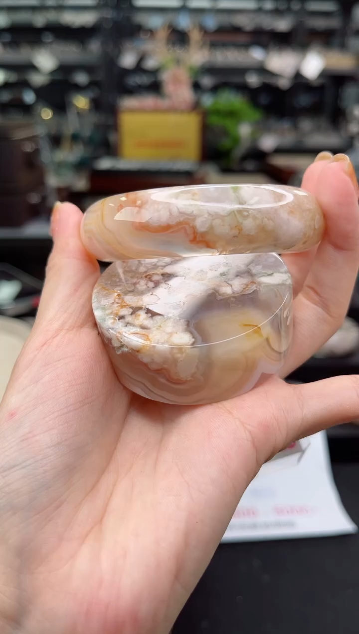 【闪购商品】石英质玉手镯未镶嵌58圈口（赠品镯心）3505052