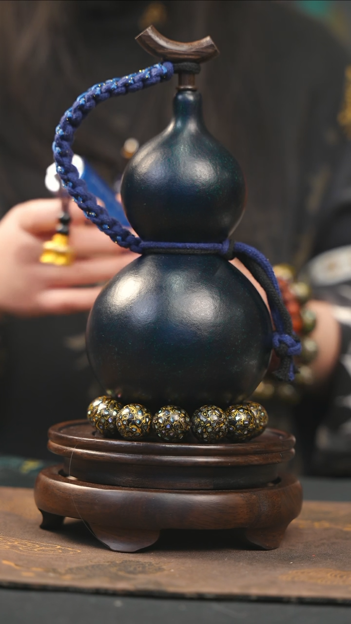 【闪购商品】YN191大漆酒葫芦不包手串及旋转底座